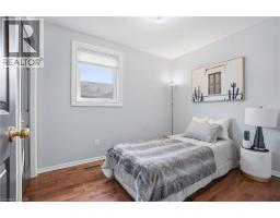 6 MCCORMICK Way - 16