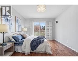 6 MCCORMICK Way - 21