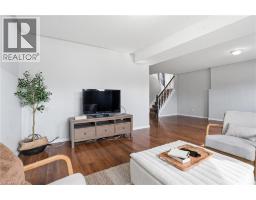 6 MCCORMICK Way - 28