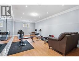 6 MCCORMICK Way - 30