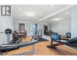 6 MCCORMICK Way - 31