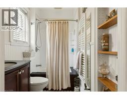 2330 WILSON Street W - 28