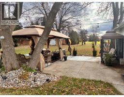 2330 WILSON Street W - 33