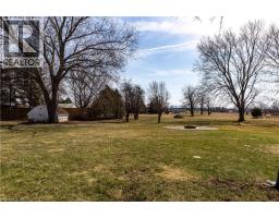 2330 WILSON Street W - 35