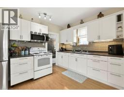 2330 WILSON Street W - 9