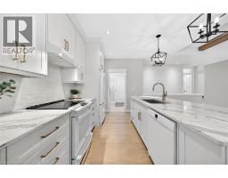 24 CRADDOCK Boulevard UnitNo. 23 - 16