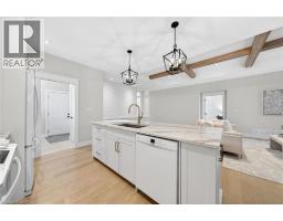 24 CRADDOCK Boulevard UnitNo. 23 - 17