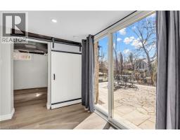 9 DUNBAR Road S - 34