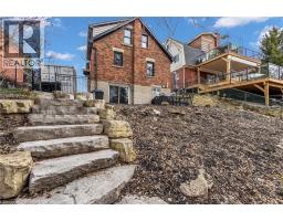 9 DUNBAR Road S - 37