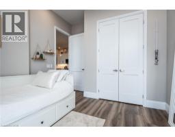 60 CHARLES Street W UnitNo. 3104C - 24