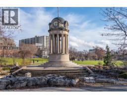 60 CHARLES Street W UnitNo. 3104C - 6