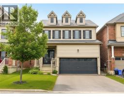 105 LARRY Crescent - 1