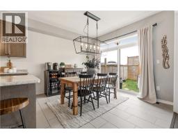 105 LARRY Crescent - 10