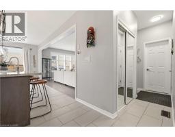 105 LARRY Crescent - 15