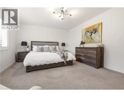 105 LARRY Crescent - 18