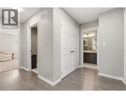 105 LARRY Crescent - 23