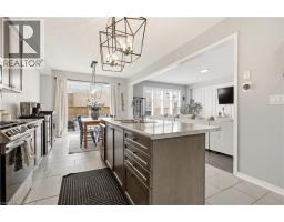 105 LARRY Crescent - 6