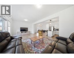 17 OLDHAM Avenue - 19