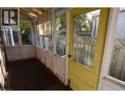 85 HEAD Street N - 15