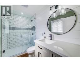 64 SMITH S CREEK Drive - 35