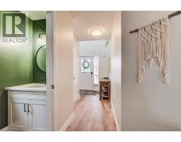 64 SMITH S CREEK Drive - 9