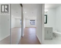 530 FOUNTAIN Street S - 21