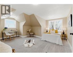 999 VINE Street - 24