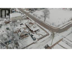 999 VINE Street - 40