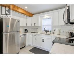 51 VICTORIA Street - 12