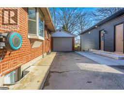 868 GROSVENOR Street - 30