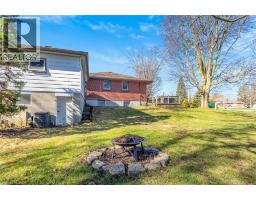 868 GROSVENOR Street - 32