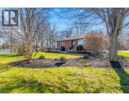 868 GROSVENOR Street - 35