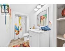 50 BLUENOSE Drive - 33