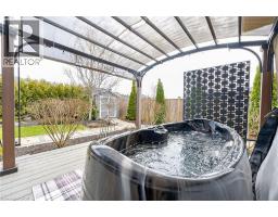 50 BLUENOSE Drive - 40