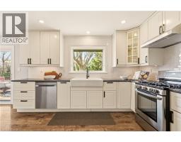 49 STIRLING Street - 9