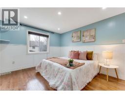 135 VERONICA Drive - 28