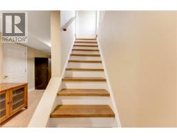 135 VERONICA Drive - 30