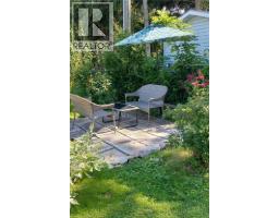 108 NEW LAKESHORE Road - 32