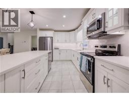 4 LIVINGSTON Drive - 14