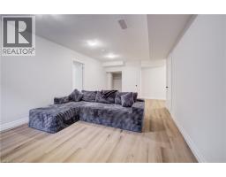 4 LIVINGSTON Drive - 36