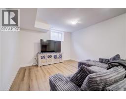 4 LIVINGSTON Drive - 37