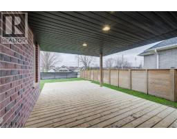 4 LIVINGSTON Drive - 47