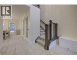 4 LIVINGSTON Drive - 6