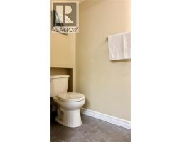 223 PIONEER Drive UnitNo. F39 - 28