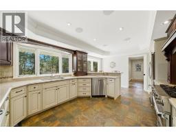 6 SUMMIT Circle - 12