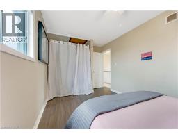 99 CANROBERT Street - 19