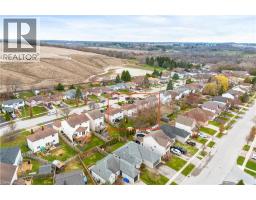 99 CANROBERT Street - 37