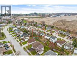 99 CANROBERT Street - 38