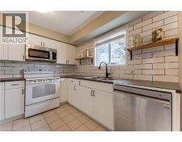 99 CANROBERT Street - 7