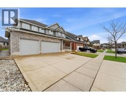 152 JUNO Crescent - 2